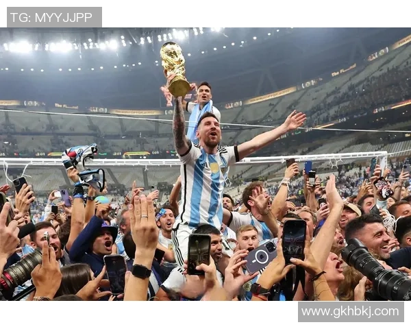 阿根廷2-0胜利梅西劳塔罗默契配合互助进球展现团队精神